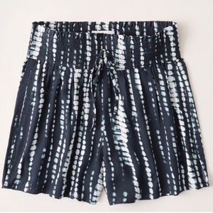 Abercrombie Drapey Pull-On Short